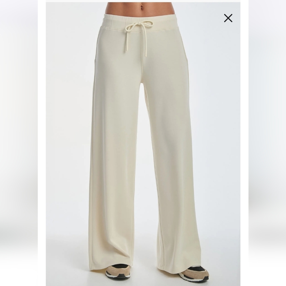 NWT The Noli Shop Daphne Wide Leg Pants